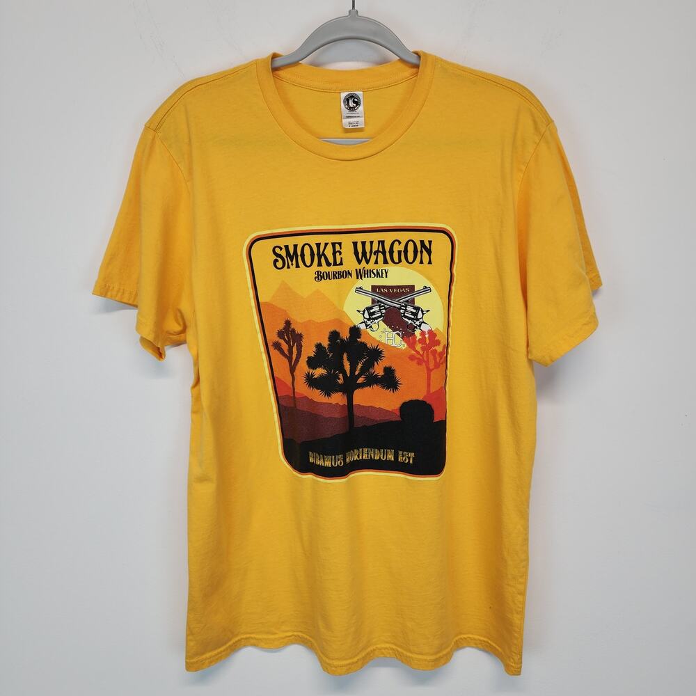 Mens Bourbon Whiskey Desert Pistol Graphic T-shirt Size XL Yellow Crew Retro Dad